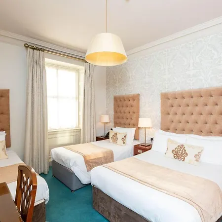 Ξενοδοχείο Barry's 2*